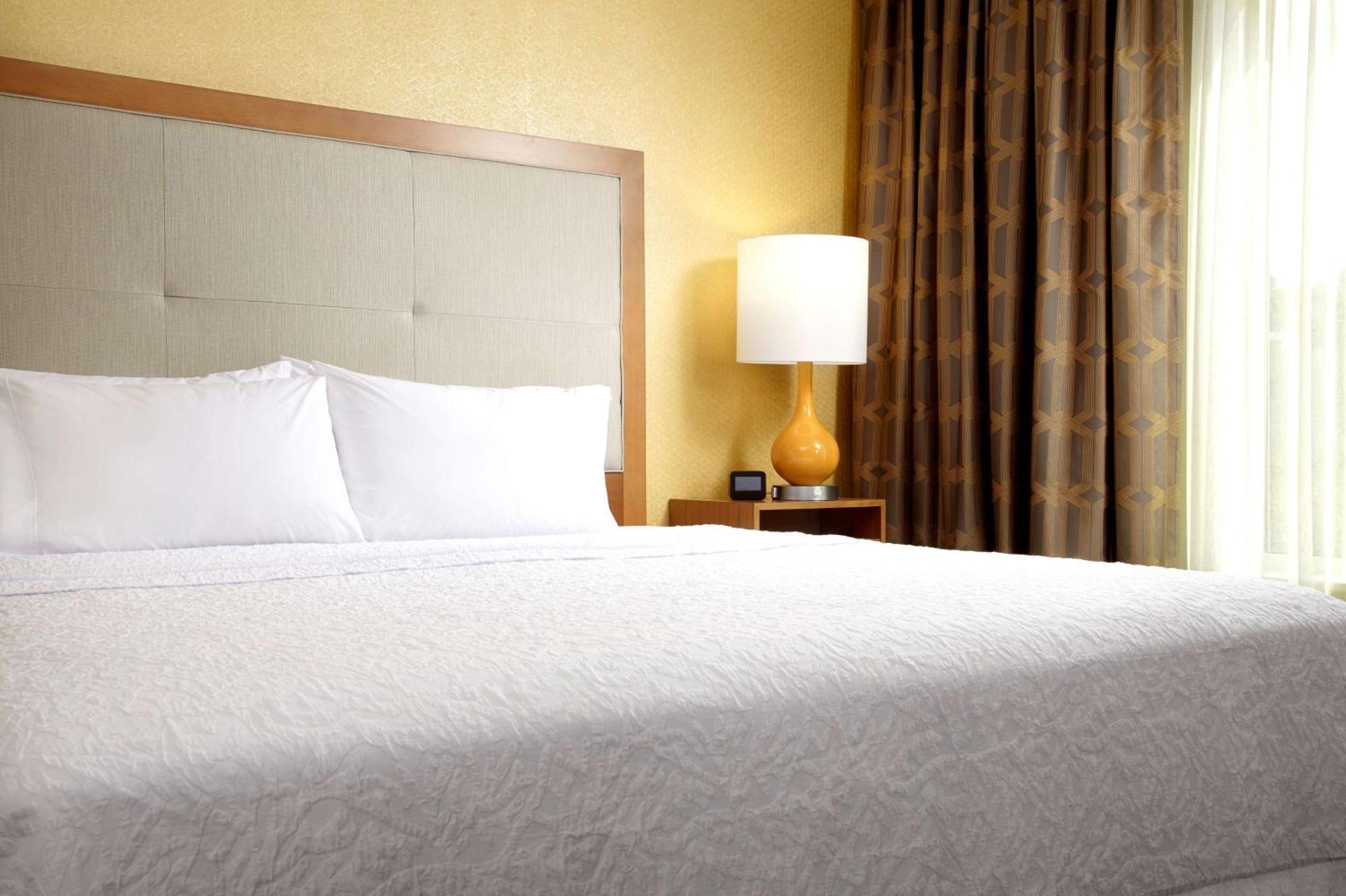 Hampton Inn & Suites Pittsburgh Airport South/Settlers Ridge Robinson Township Εξωτερικό φωτογραφία